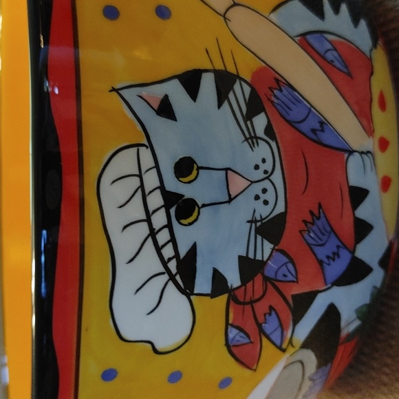 🐱 Vintage Catzilla Bowl - Picture 10 of 11